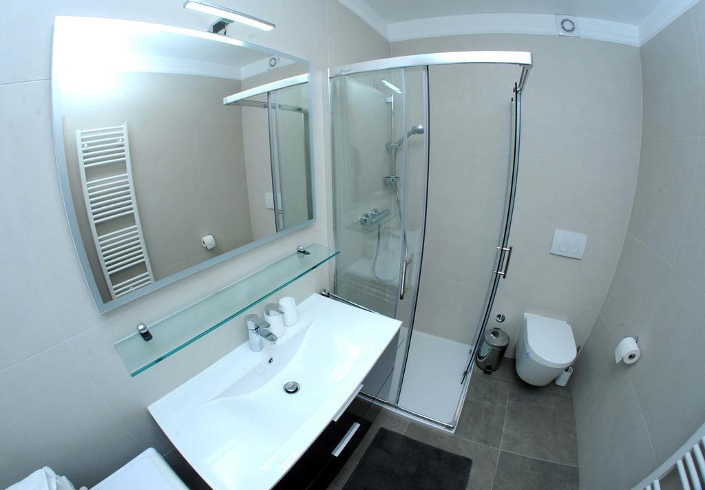Apartment Livingstone Rijeka Extérieur photo